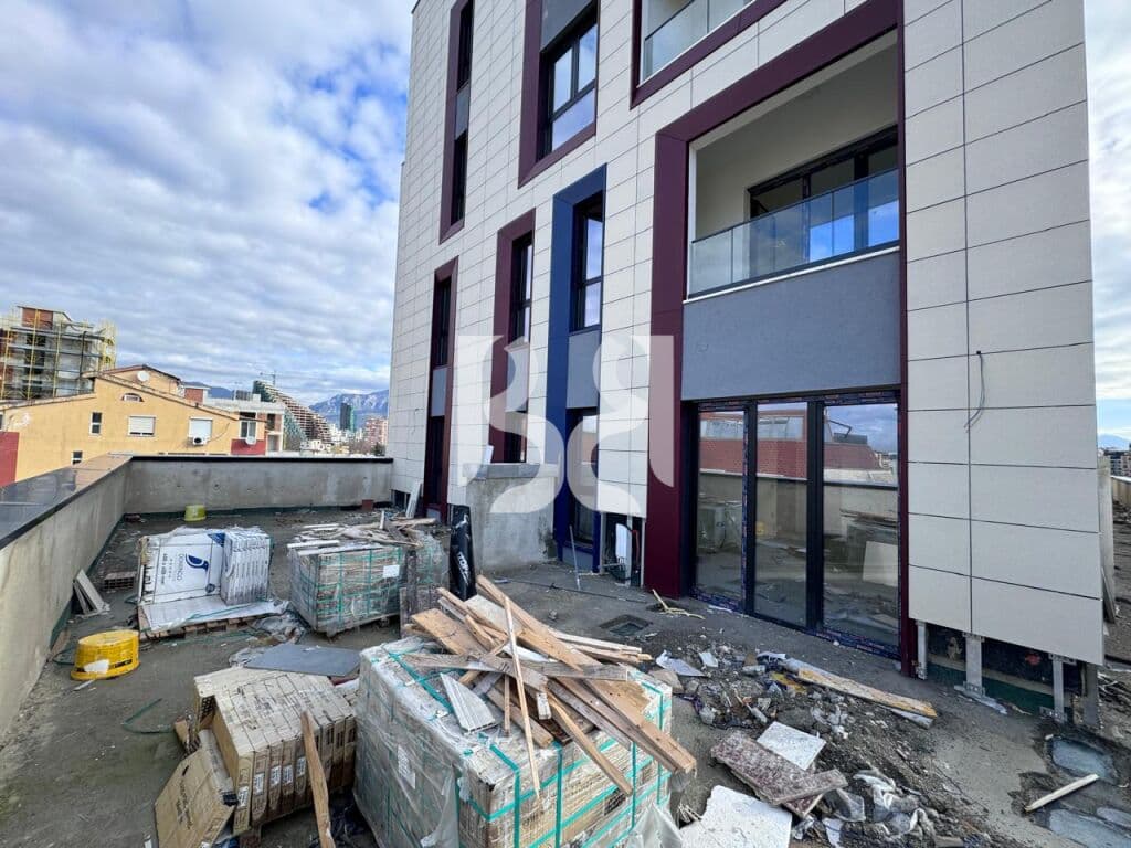 SHITET APARTAMENT 3+1+2 ME VERANDE NE KOMUNE TE PARISIT PERBALLE KIKA 2