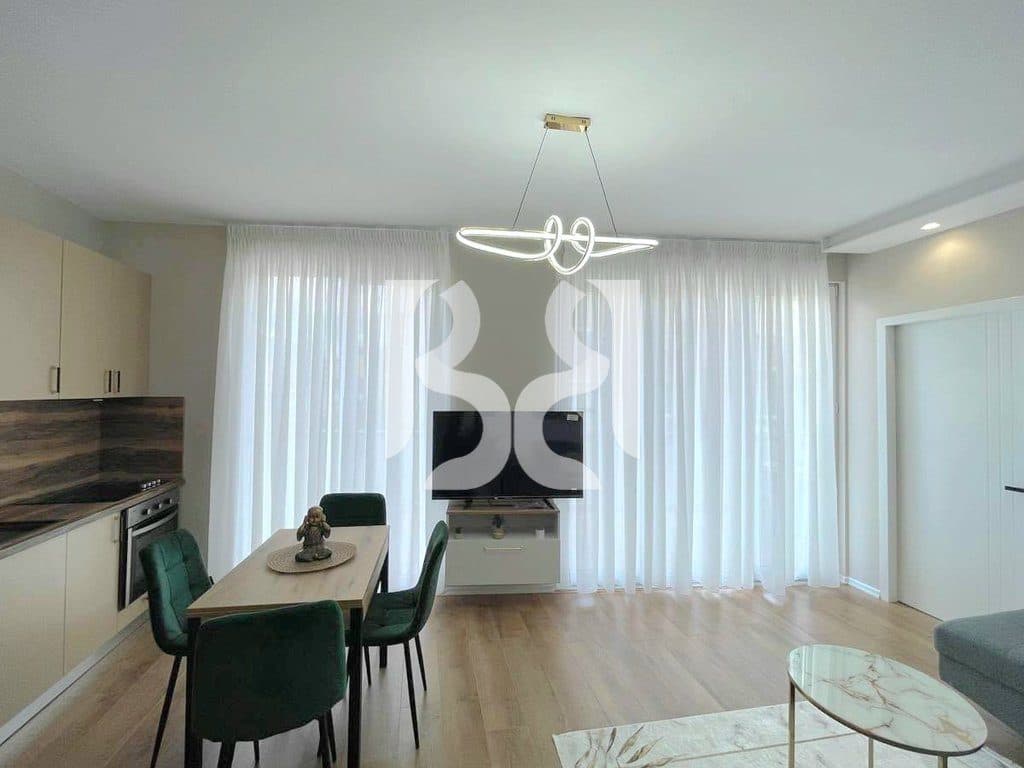 APARTAMENT ME QIRA 2+1 PRANË GJIMNAZIT "SAMI FRASHËRI", RRUGA E BARRIKADAVE 4