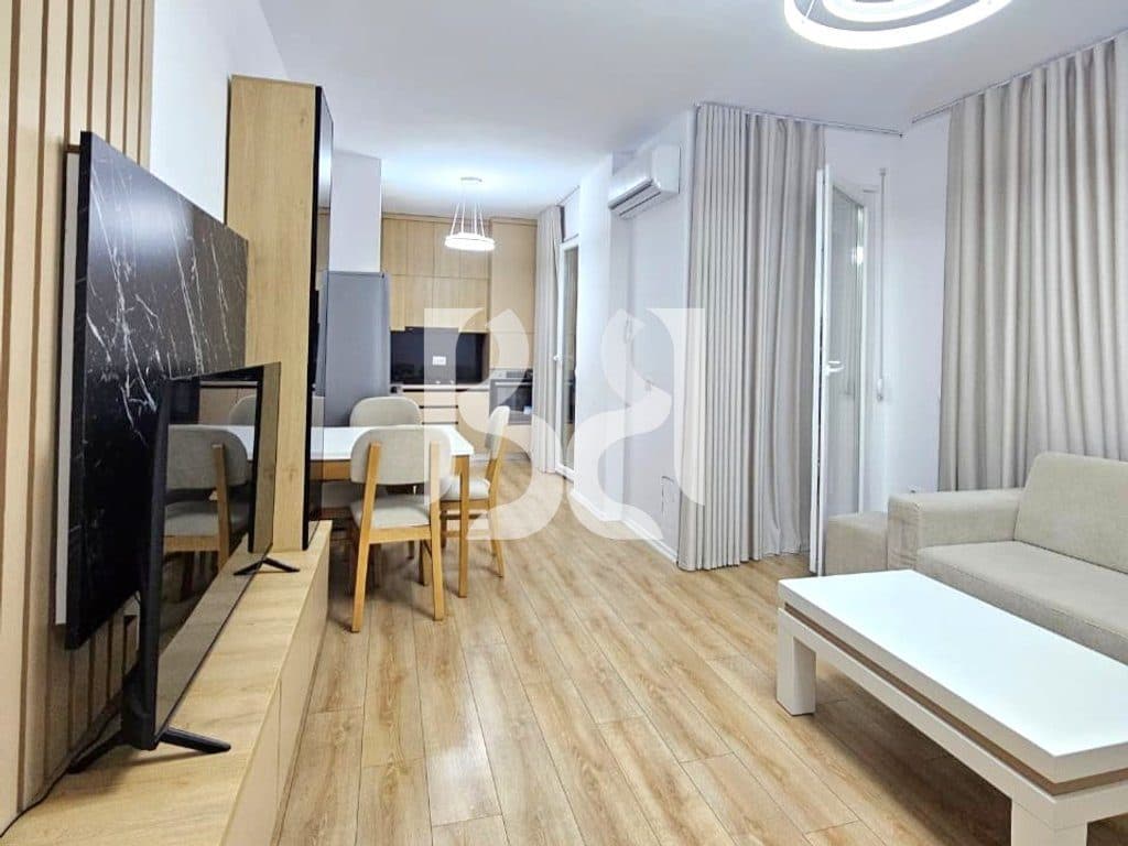 APARTAMENT 2+1+2+BALLKON ME QIRA TEK UNIVERS CITY 2