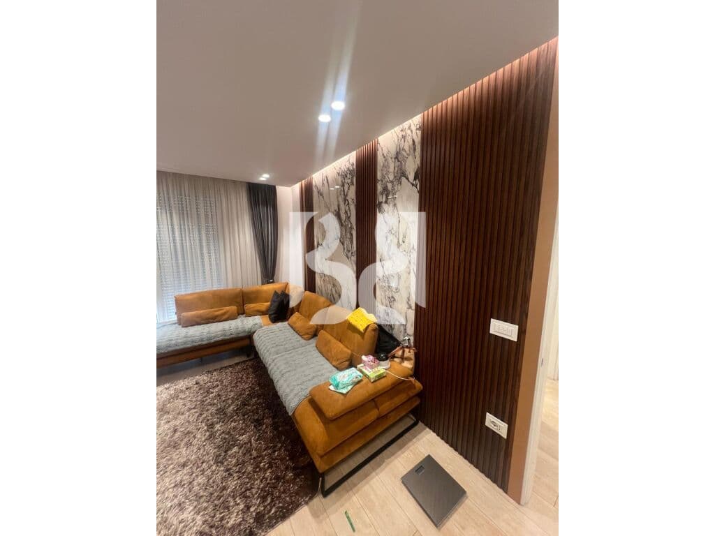 APARTAMENT 2+1+2 TE 5 MAJI /SHITET DHE ME KREDI