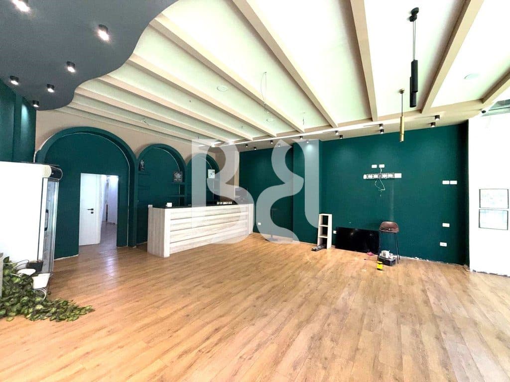 AMBIENT BIZNESI ME QERA NE ASTIR 900EURO *