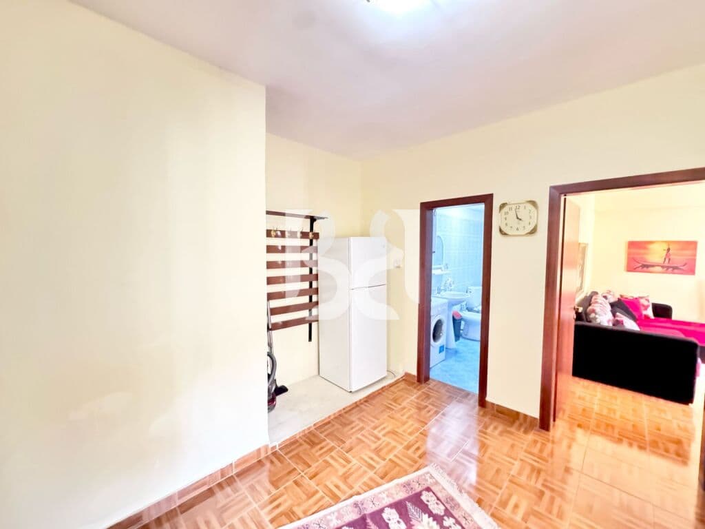 APARTAMENT ME QIRA NE QENDER PRANE SHESHI SKENDERBEJ 2+1 4