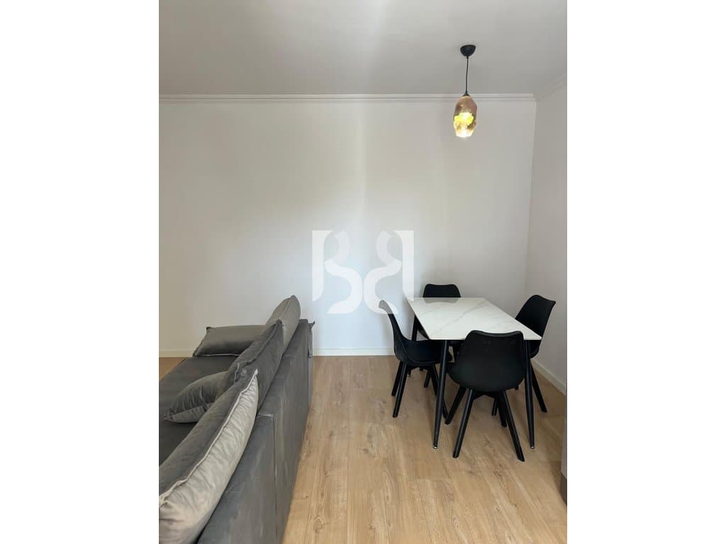 APARTAMENT 2+1+BALLKON, ME QIRA, QENDER* 4