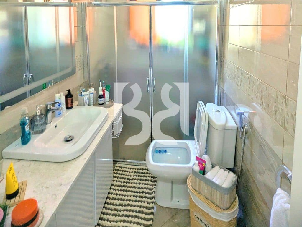 APARTAMENT PËR SHITJE 1+1 NË VLORË, ZONË QENDRORE 3