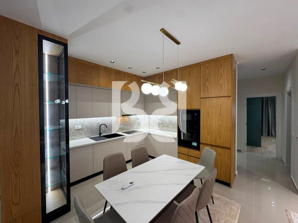 APARTAMENT ME QERA 2+1+2 TUALETE, FARKE 1000 EURO 3