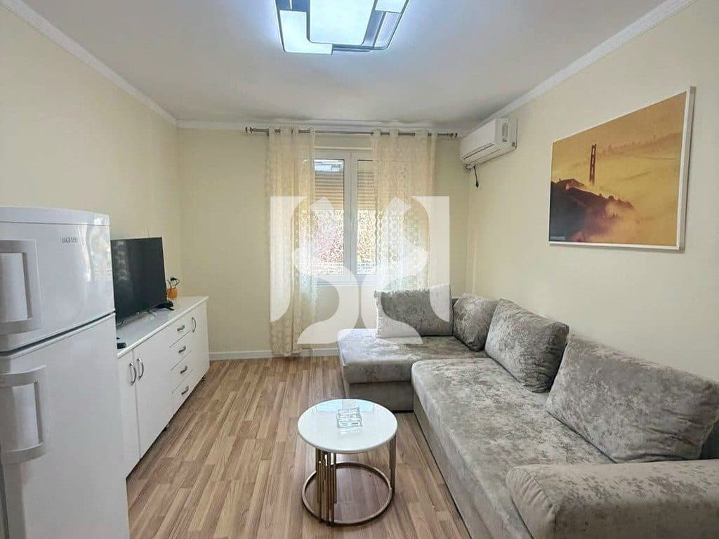 APARTAMENT ME QIRA 1+1 TEK STADIUMI DINAMO, TIRANE