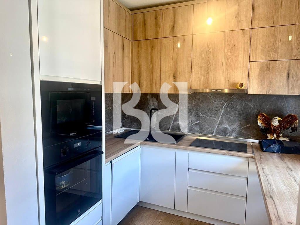 APARTAMENT 3+1, ME QIRA, RRUGA E DURRESIT** 4