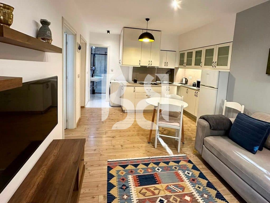 Apartament 1+1 me Qira te Rruga e Elbasanit, Tiranë | 77 m² | I Mobiluar 3