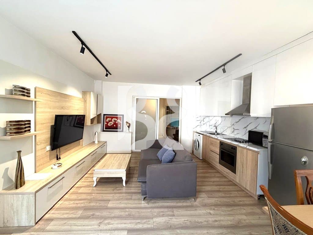 APARTAMENT 1+1 ME QIRA TEK RRUGA BARRIKADAVE