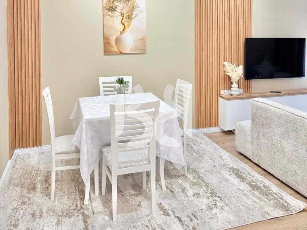 APARTAMENT 1+1 ME QERA TE KOPSHTI BOTANIK 4