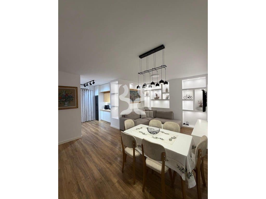 APARTAMENT ME QERA 2+1 ASTIR** 2
