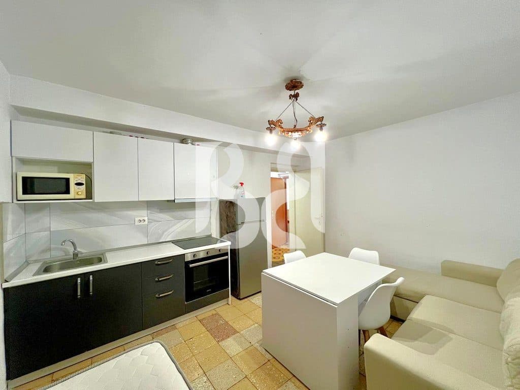APARTAMENT 1+1 ME QIRA PERBALL MINISTRIS SE JASHTME NE BRRYL 3