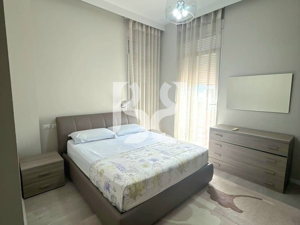 APARTAMENT 2+1 ME QIRA NË PAZARIN E RI, TIRANË 4