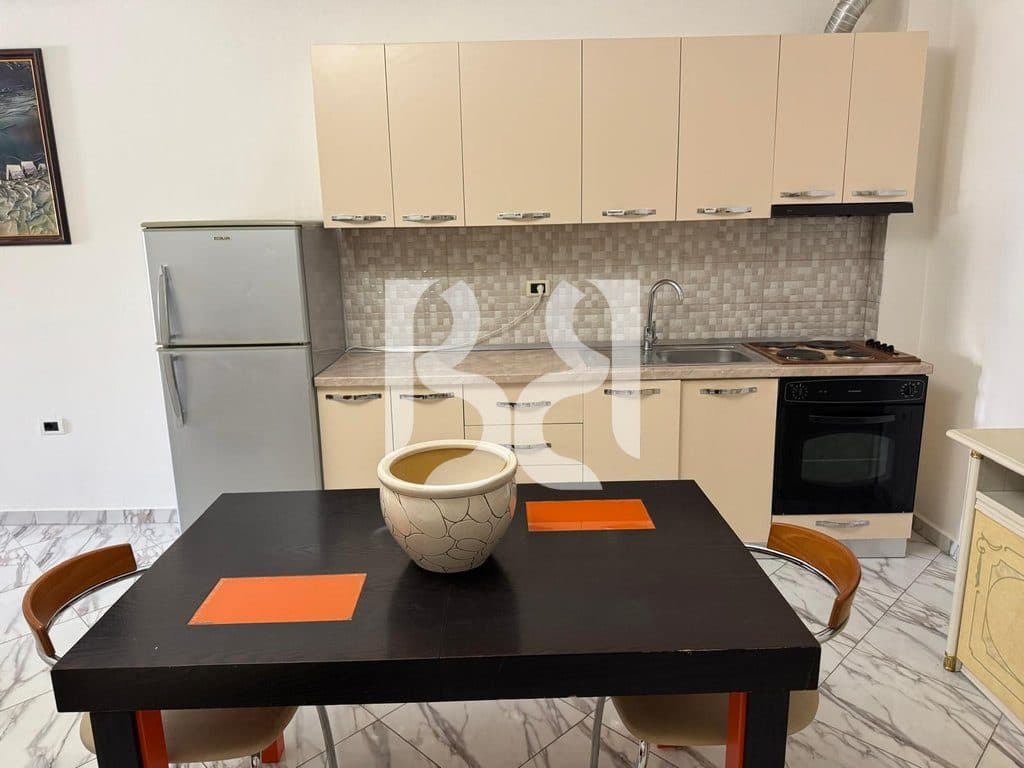 APARTAMENT 2+1 ME QIRA NE YZBERISHT 3