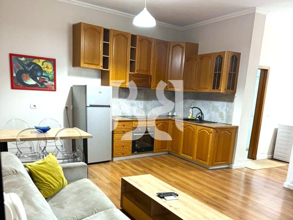 Apartament 1+1 me Qira në Bulevardin Zogu i Parë | 650 €/Muaj 2