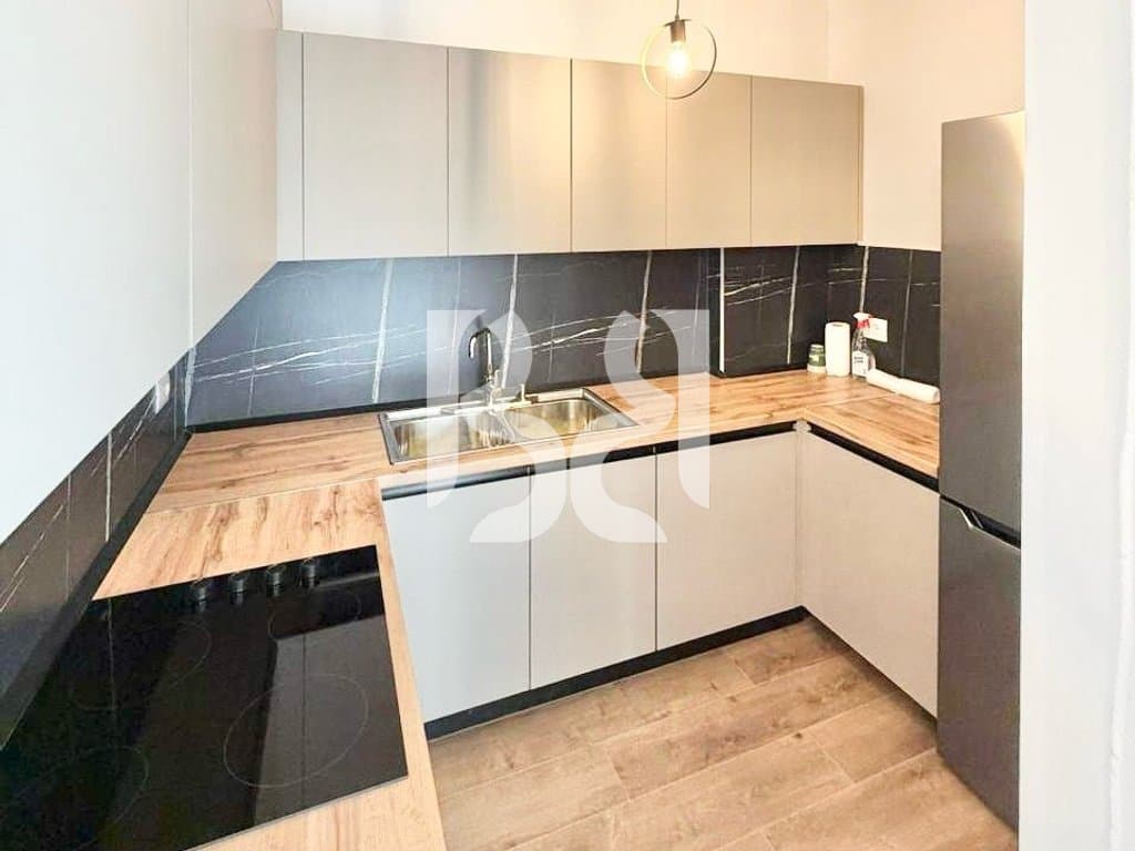 APARTAMENT ME QERA 2+1+2 TE REZIDENCA AKSES TIRANA 3