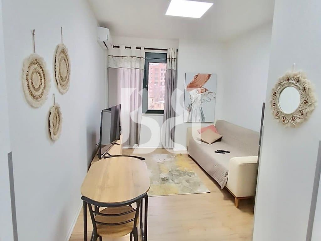 APARTAMENT 1+1 ME QIRA QENDER, RRUGA E BOGDANEVE