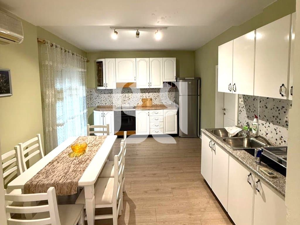APARTAMENT 3+1+BALLKON PER QIRA NE XHAMLLIK** 2