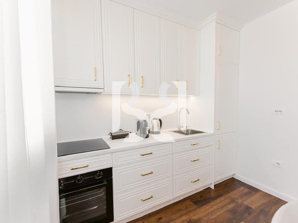 APARTAMENT 1+1 ME QIRA PRANE VILA L,ASTIR 3