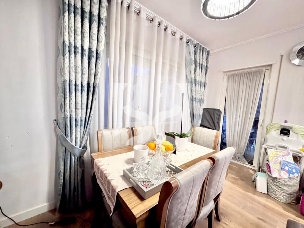 APARTAMENT 1+1 ME QIRA TEK SHKOLLA TIRANA JONE, 5 MAJI 3