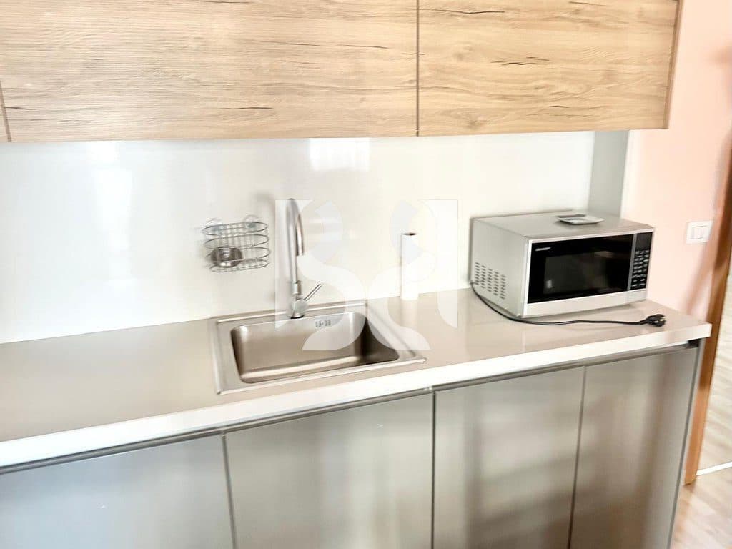 APARTAMENT ME QERA 2+1 TE KOMUNA E PARISIT** 4