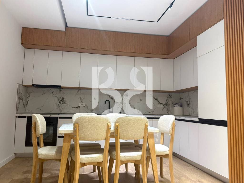 Apartament 2+1+2 me Qira te Rruga 5 Maji, Tiranë * 2