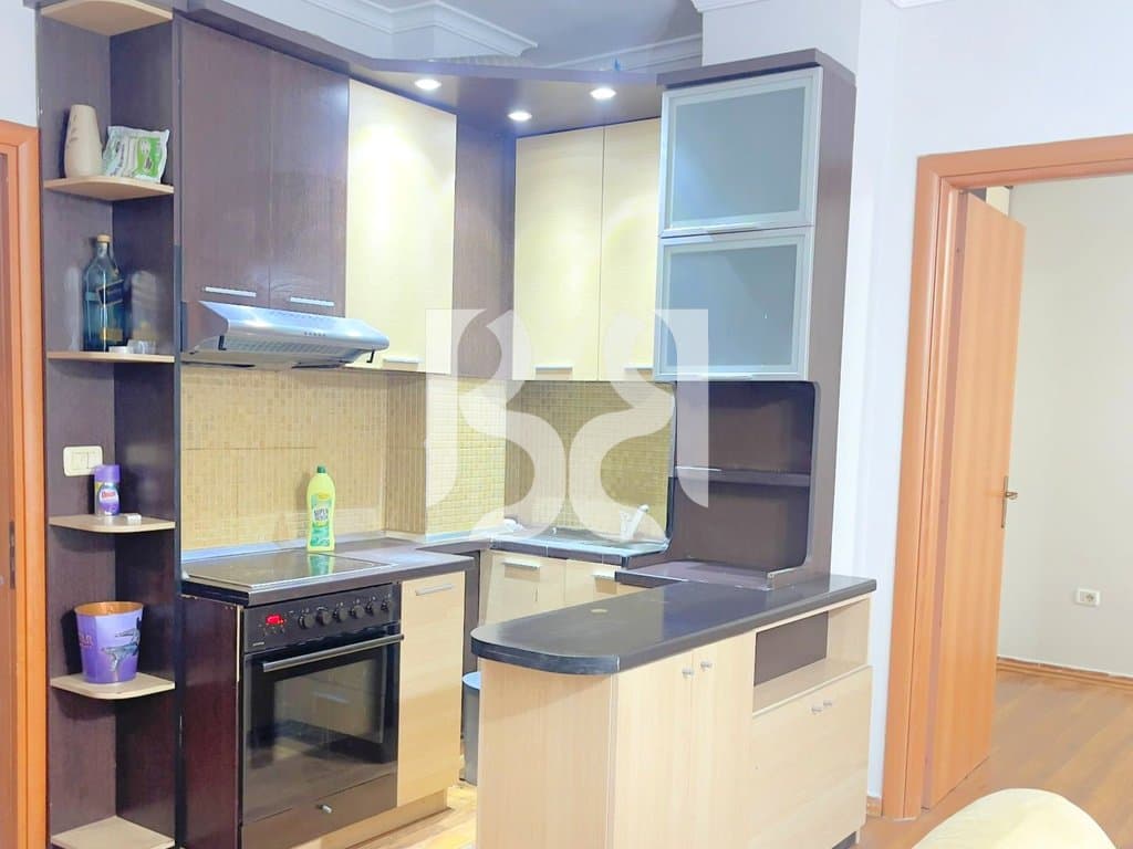 APARTAMENT 1+1 ME QIRA NE XHAMLLIK* 3