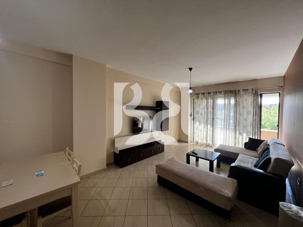 APARTAMENT 2+1 ME QIRA NE ASTIR **