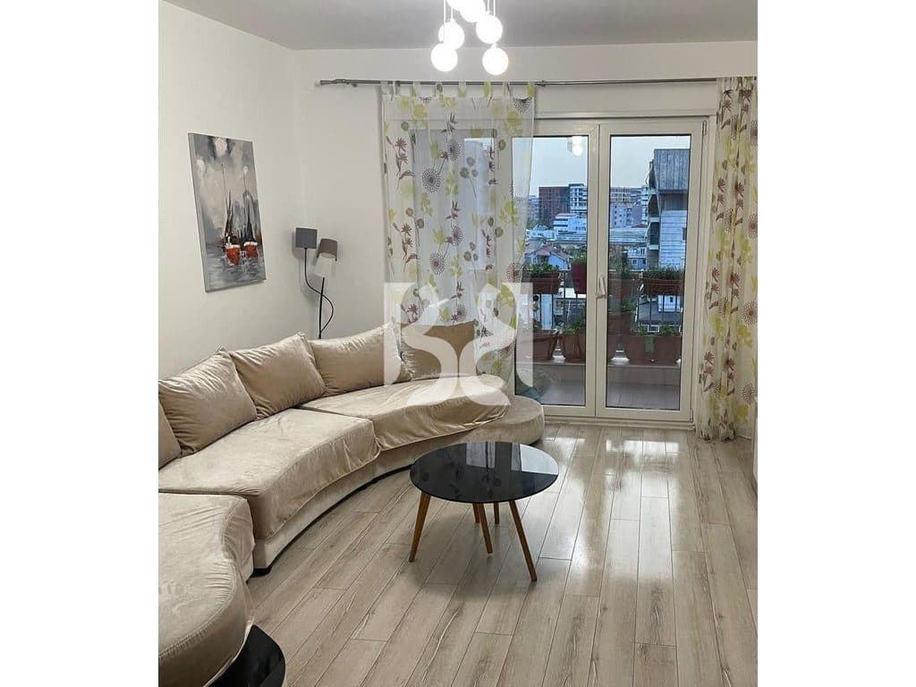 APARTAMENT 2+1+2+BALLKON NE SHITJE DON BOSKO 3