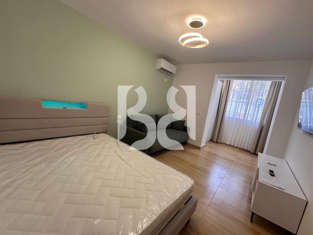 APARTAMENT ME QERA 1+1 – ISH TREGU ELEKTRIK** 3