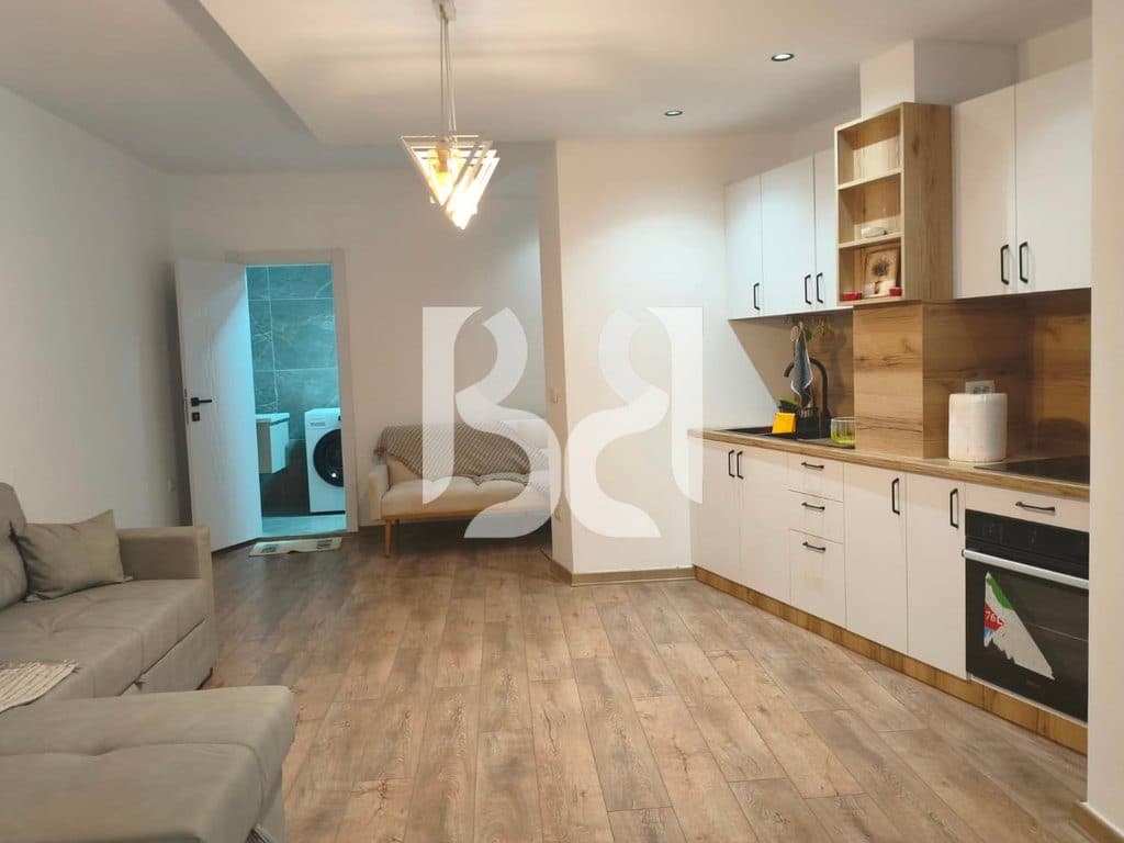 Apartament 1+1 me Qira në Rrugën Peti | 60 m² | Komod me nje Lokacion Strategjik 3