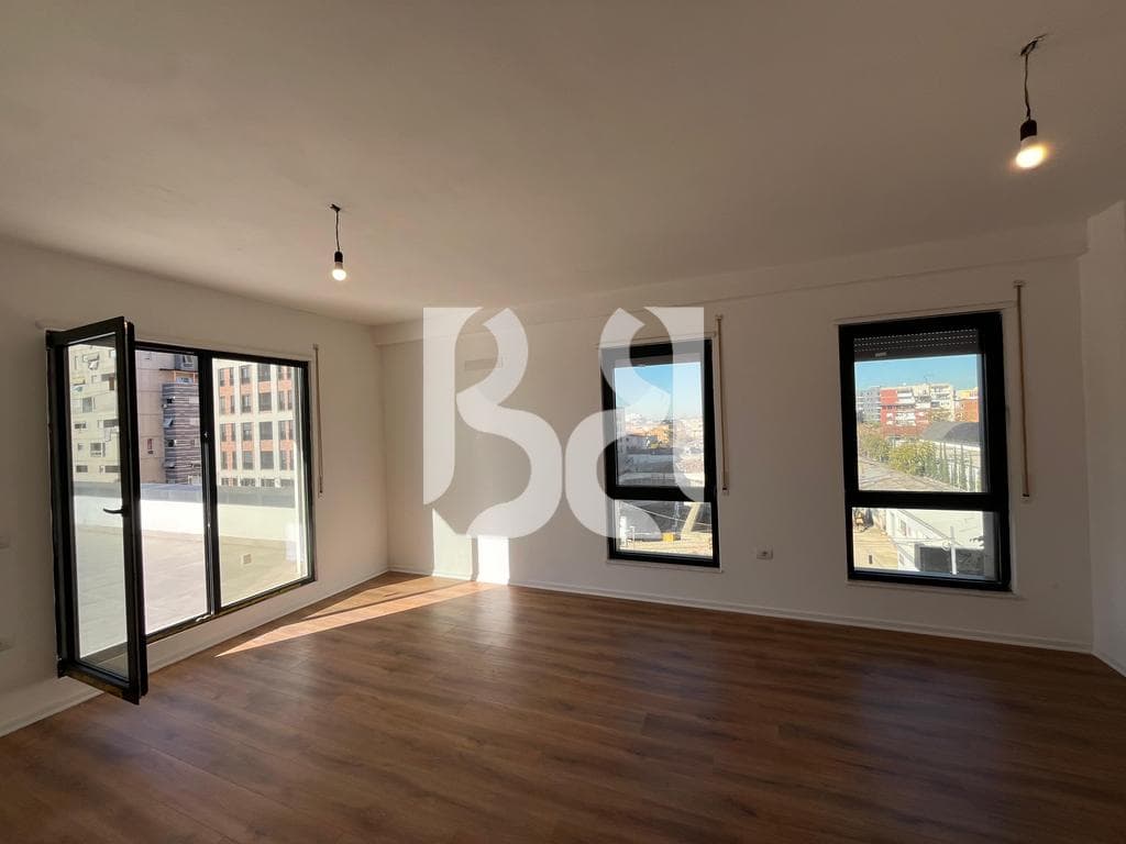 JEPET APARTAMENT ME QERA 2+1+2+Verand+Parkim |600 Euro| REZIDENCA ERLI,TIRANE! 2