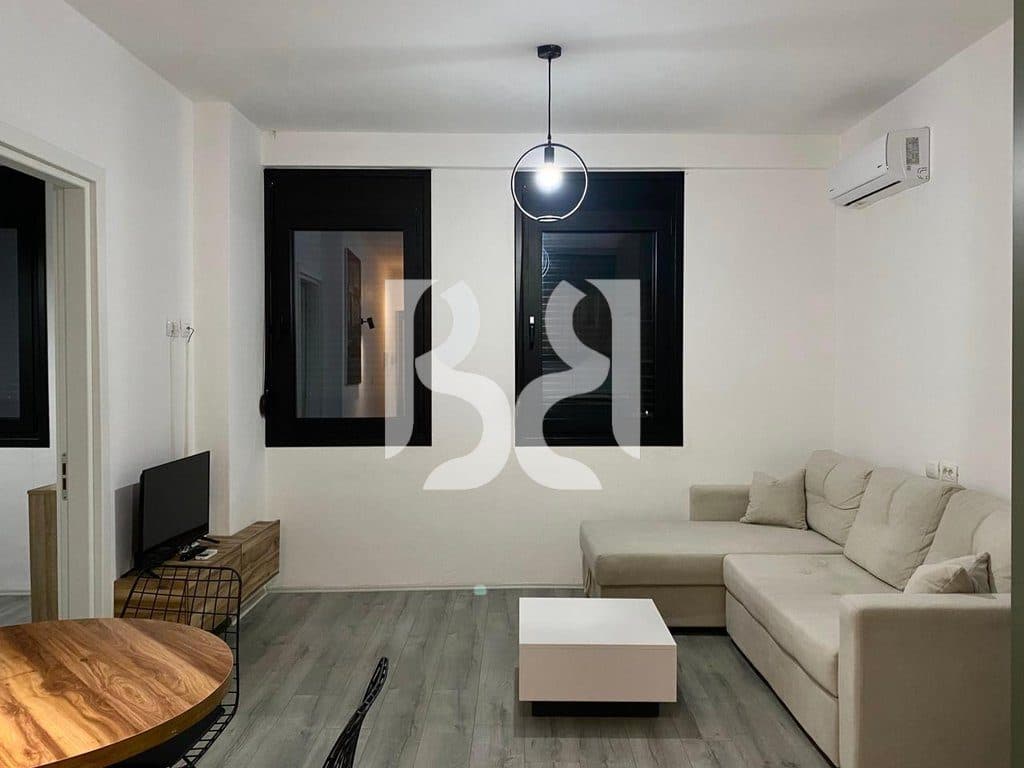 Apartament 1+1 me Qira Pranë American 3 400 €/Muaj