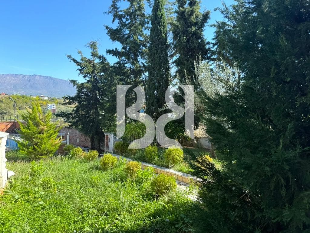 SHITET VILË 4-KATËSHE ME PISHINË në Akacia Hills, Pranë TEG – 850,000 € 4
