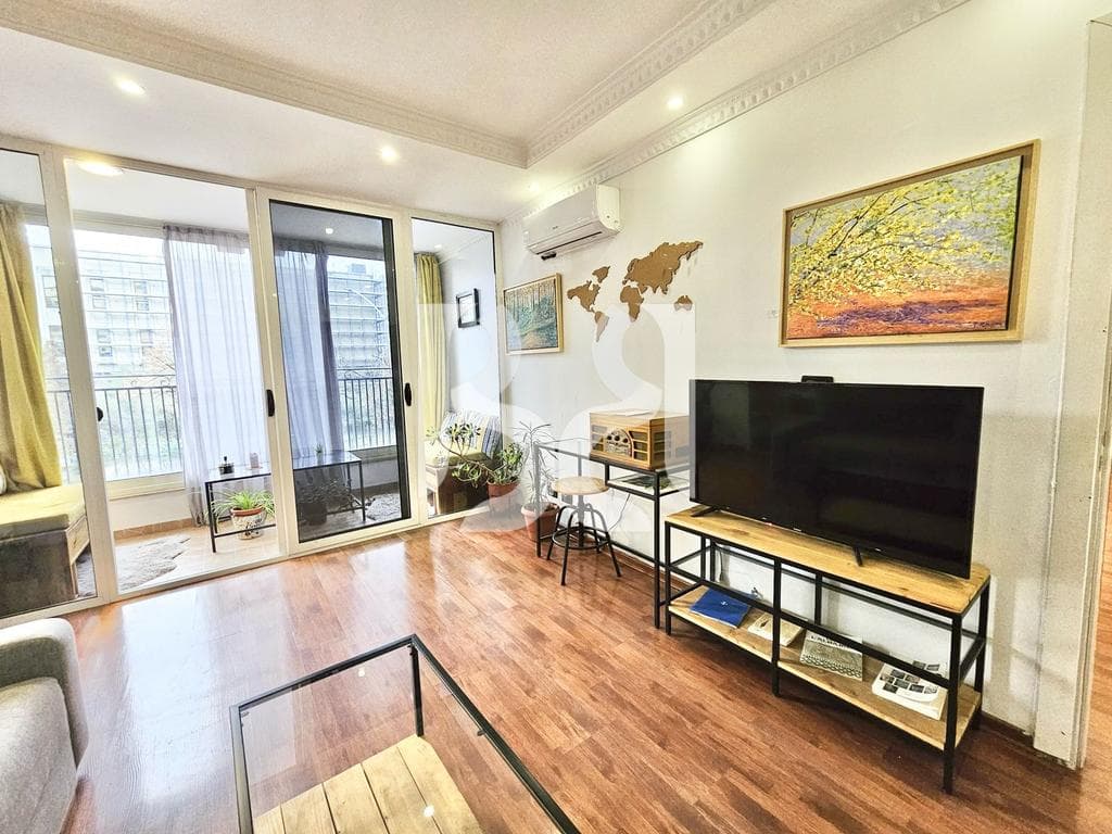 APARTAMENT 1+1 ME QIRA, QENDER TEK PIAZZA PAS MUZEUT KOMBETAR 3
