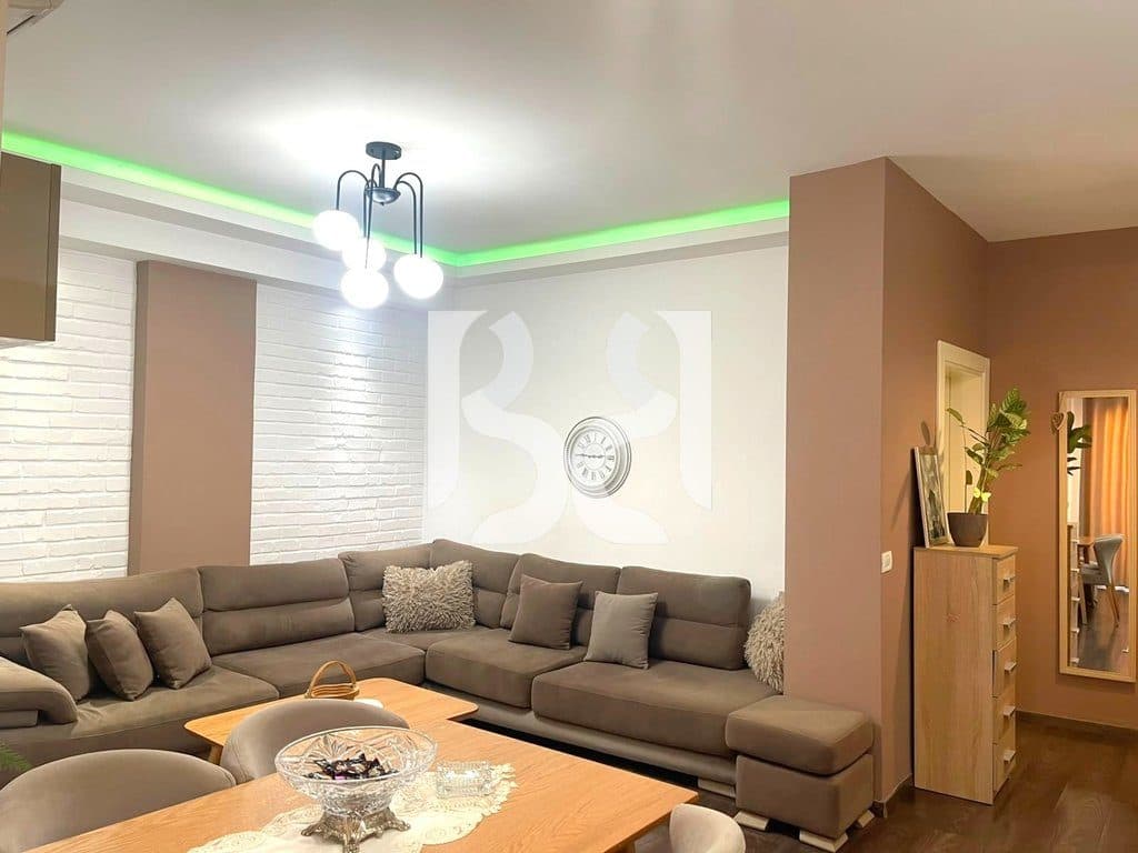 APARTAMENT 2+1+BALLKON ME QIRA TE BULEVARDI MIGJENI 3