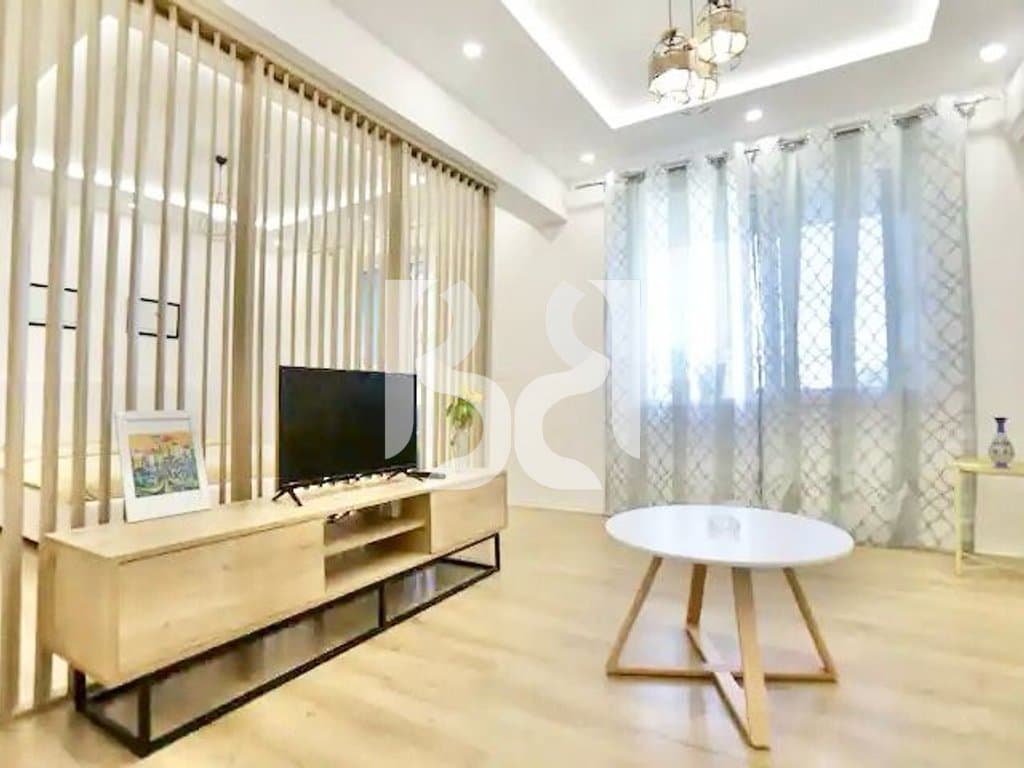 APARTAMENT ME QIRA NE BULEVARD TE RI 1+1 PRANE STACIONIT TE TRENIT 2