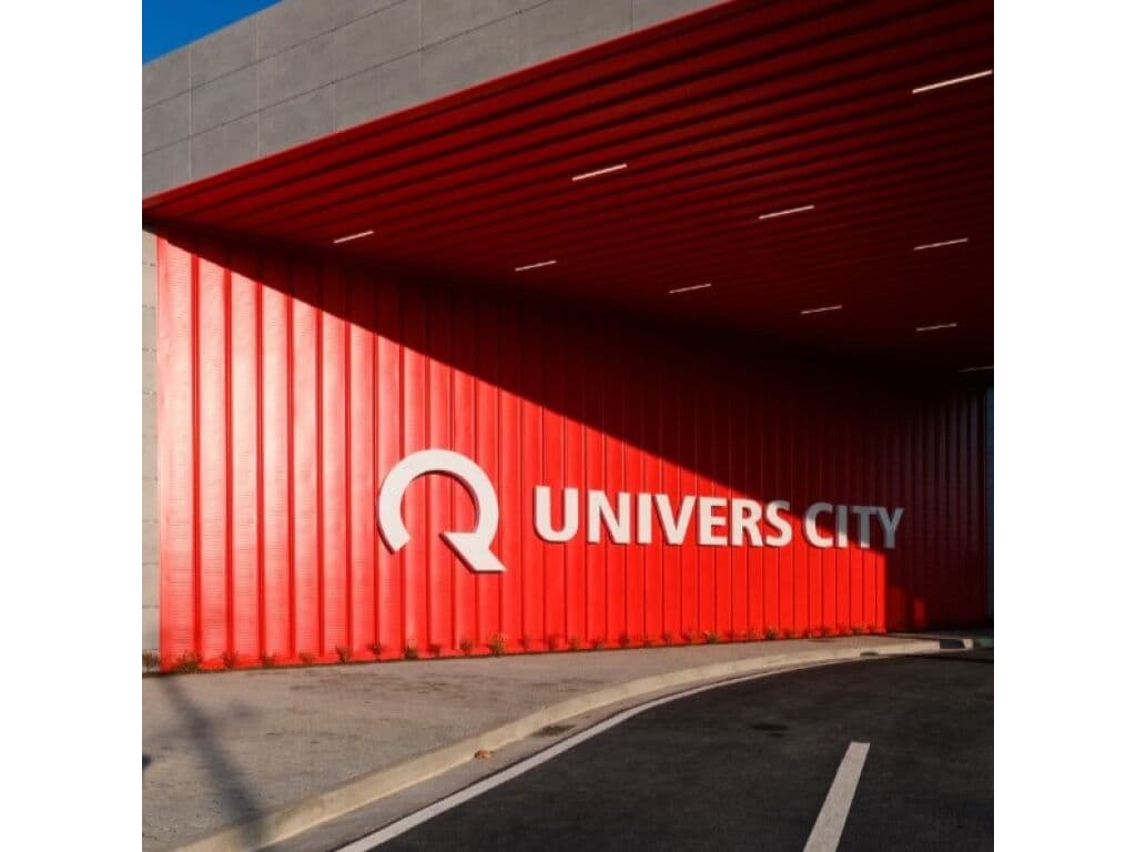 SHITET APARTAMENT 1+1 UNIVERS CITY,PRANE QENDRES TREGTARE QTU! 2