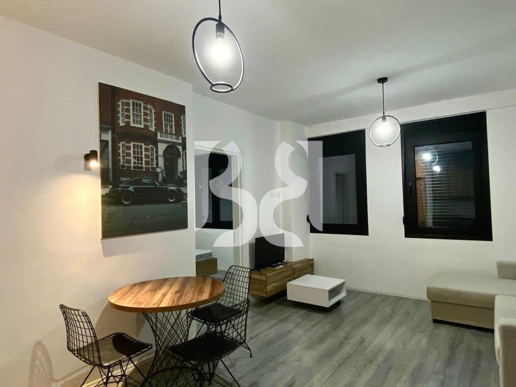 Apartament 1+1 me Qira Pranë American 3 400 €/Muaj 2