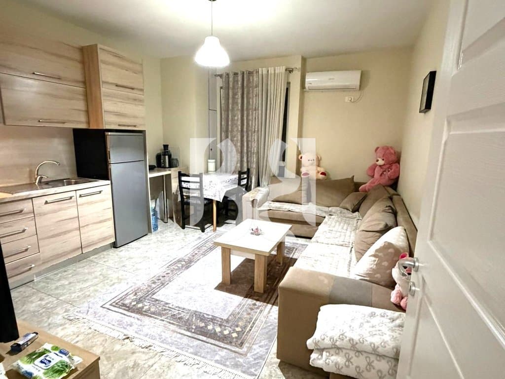 APARTAMENT 1+1+BALLKON ME QIRA TEK ISH FUSHA AVIACIONIT 2