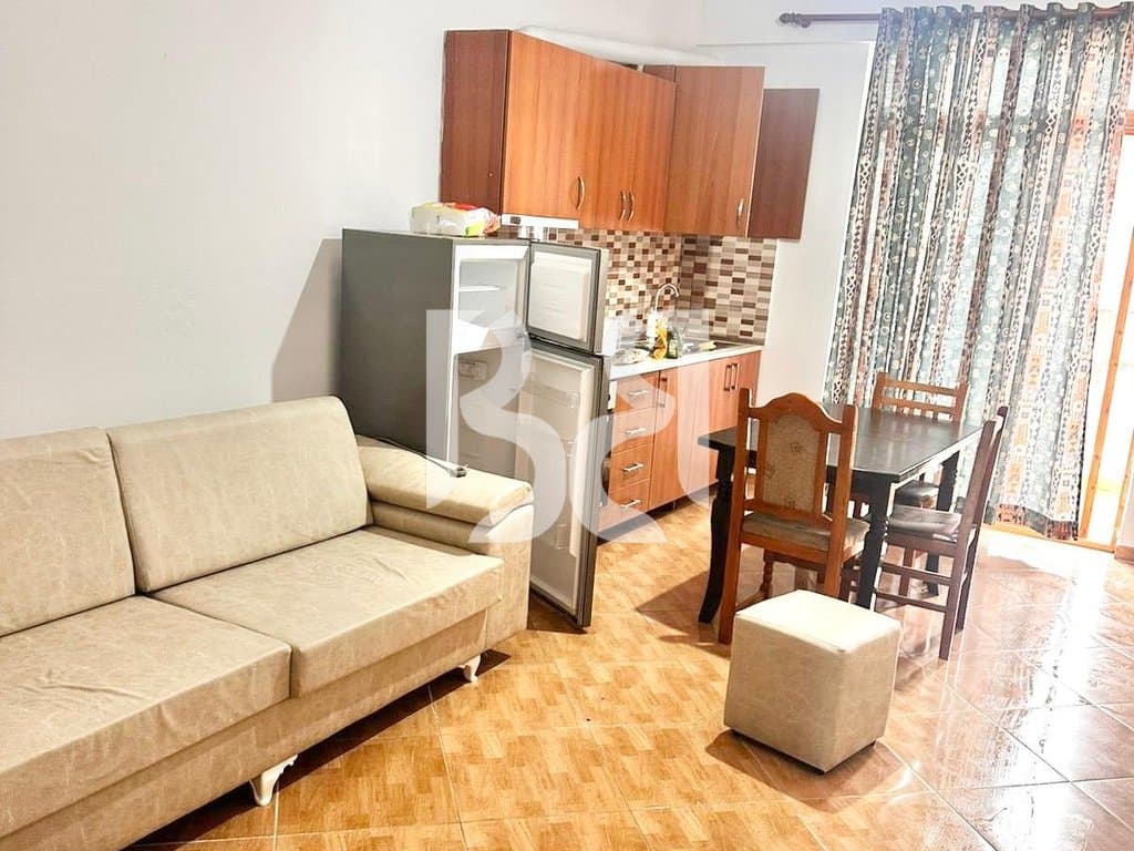 APARTAMENT ME QERA 1+1 PRANE VILA L, ASTIR** 2