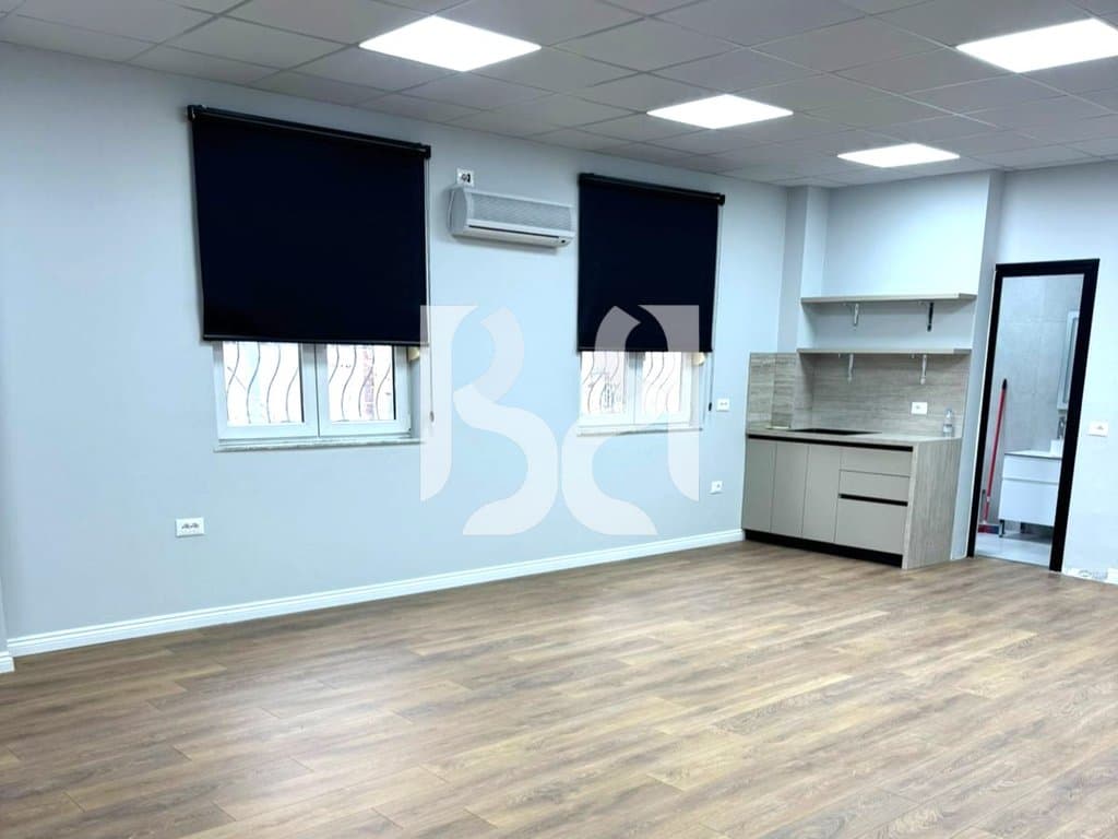 ZYRE OPENSPACE PER QIRA NE QENDER TE TIRANES*
