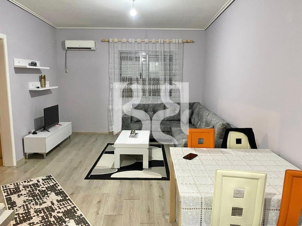 APARTAMENT 2+1 ME QIRA 50.000 LEKE ASTIR* 2