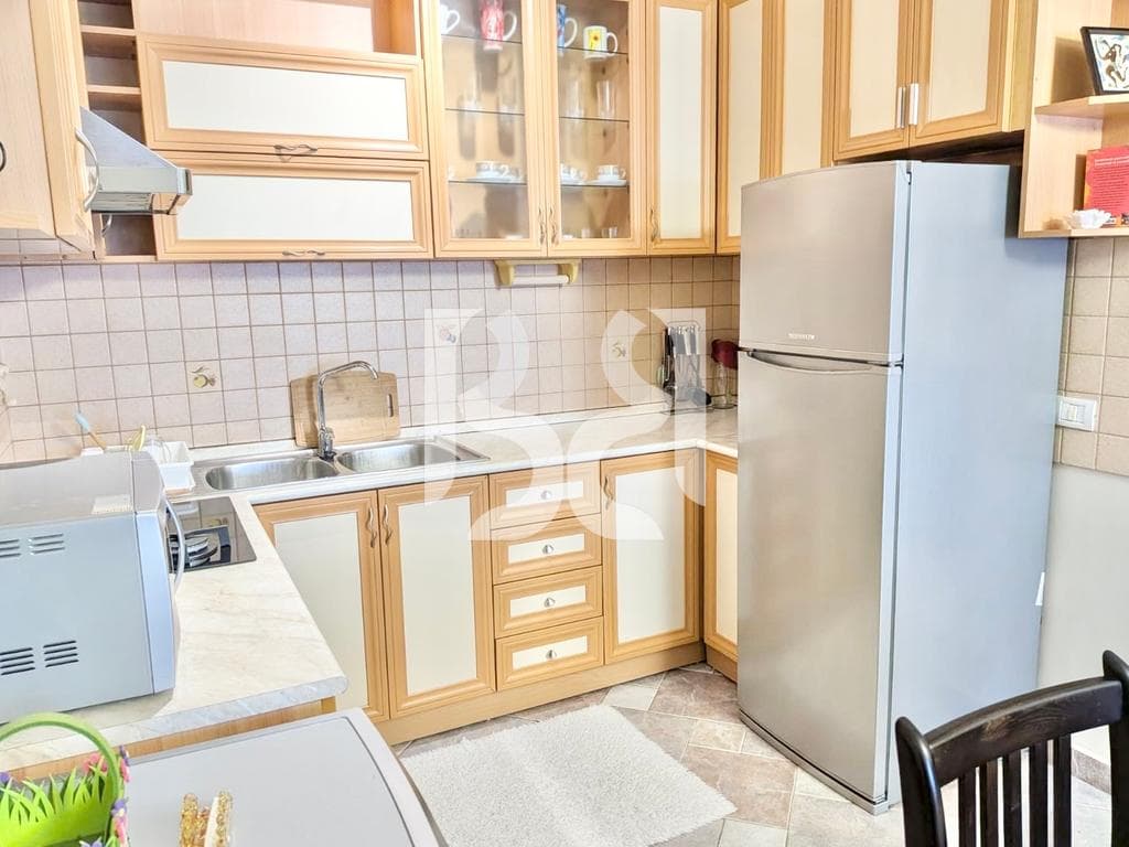 APARTAMENT ME QERA 1+1 PRANE SHKOLLES SE BALETIT 3