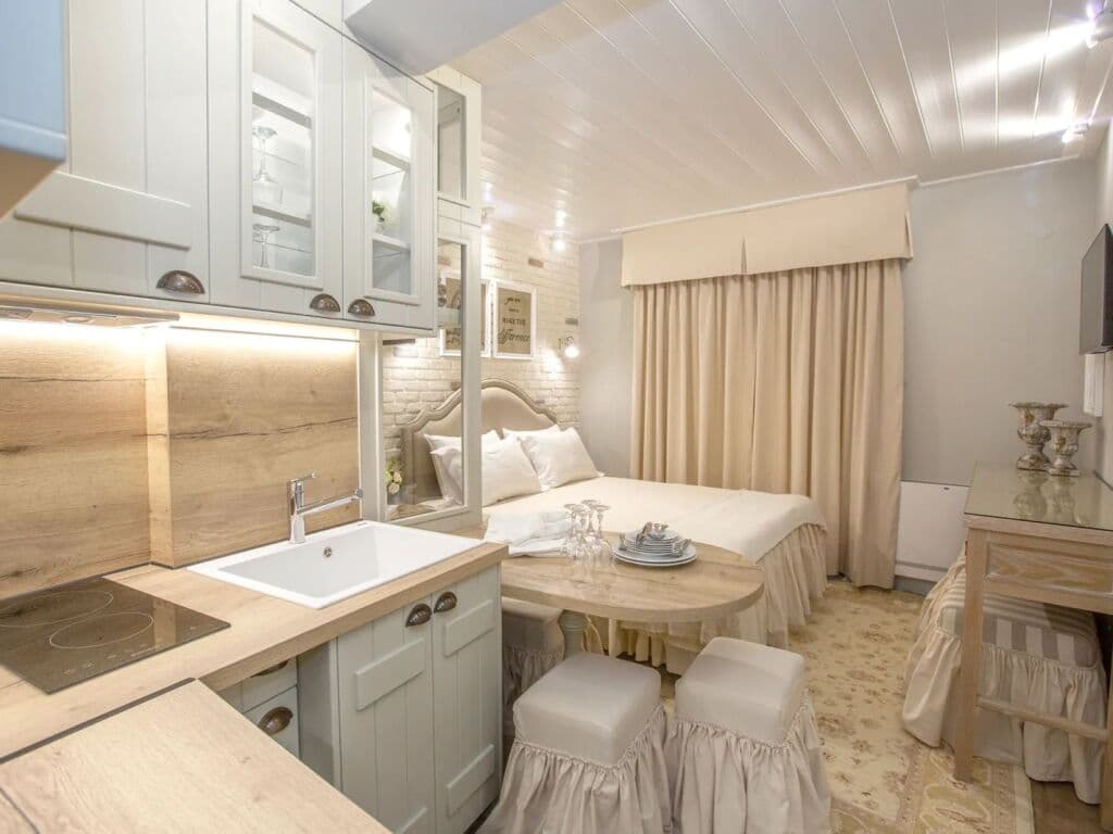 JANINE/GREQI SHITEN 3 GARSONIERE DHE NJE DELUXE APARTAMENT 2