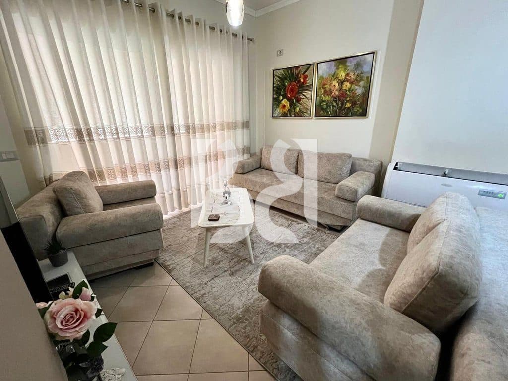 Apartament 2+1+2 me Qira në Kodra e Diellit | Pranë Supermarket Bio Ju | Pallat i Ri | 700 € / Muaj