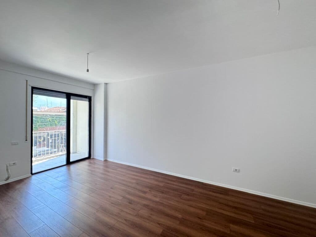 SHESIM APARTAMENT 2+1+2 TE ASL-JA PRANE VENUSE 4