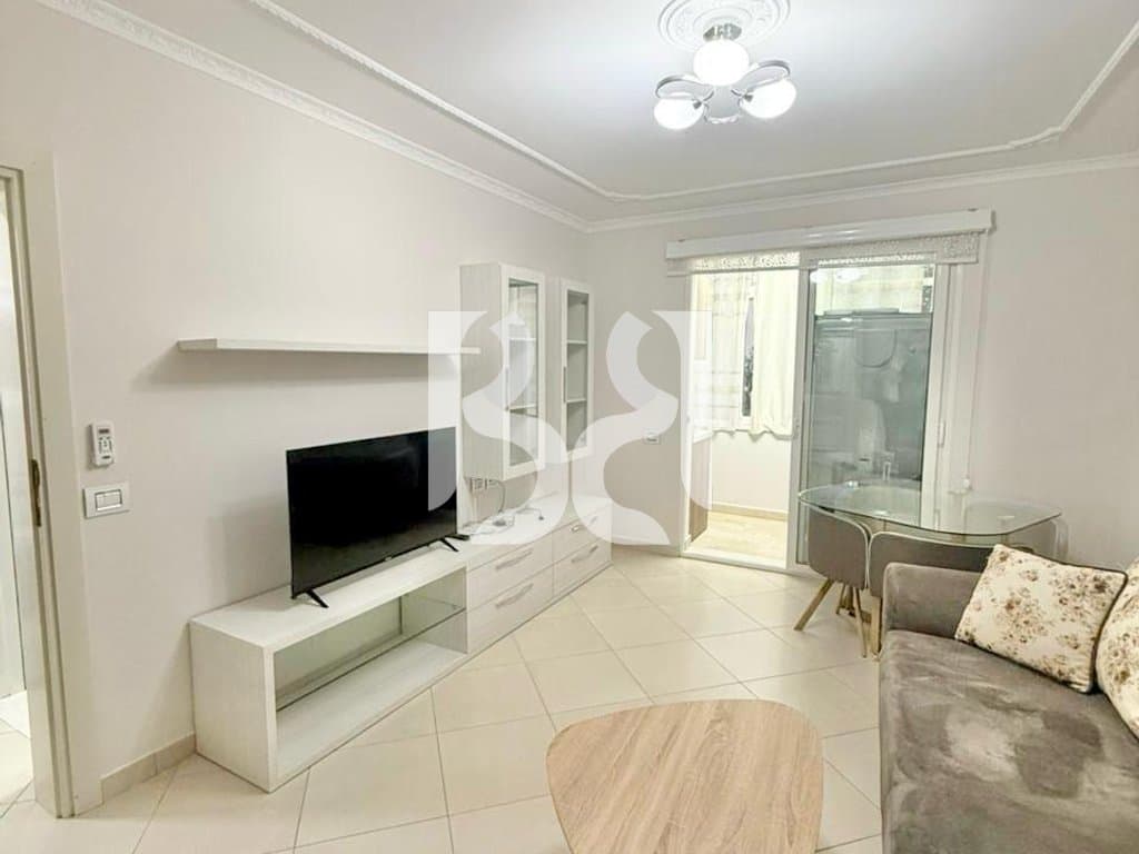 JEPET ME QIRA APARTAMENT 1+1 – RRUGA E KOSOVARËVE, TIRANË