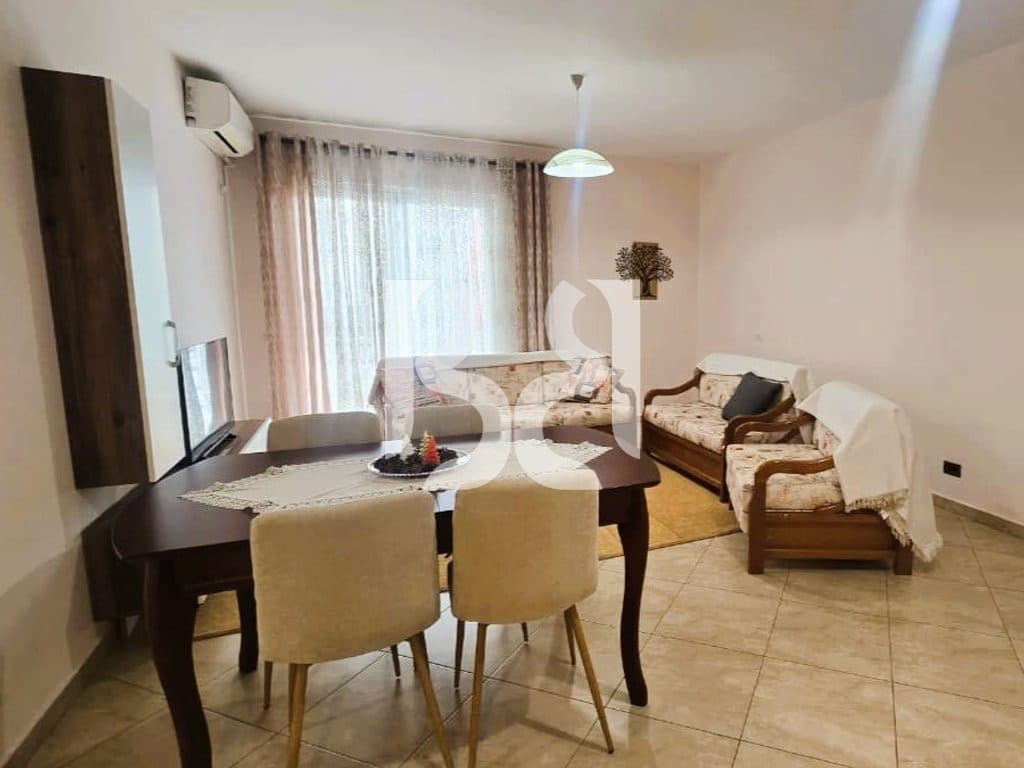 APARTAMENT 2+1+2 ME QIRA MBRAPA QENDRES GLOBE 2