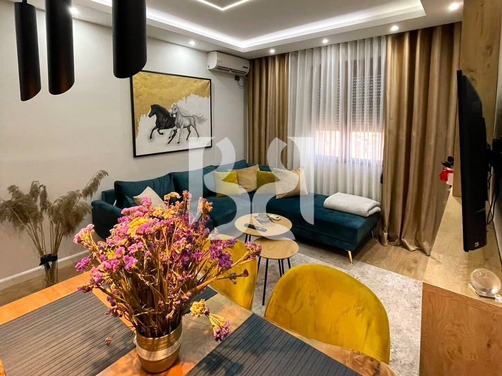 APARATMENT 2+1 ME QIRA PRANE SHKOLLES SIRI KODRA